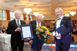 Ehrenbürger Arthur Handtmann 2017 06 03 a (Andere) Ehrenbürger Arthur Handtmann 2017 06 03 a (Andere)
