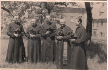 Primiz - Eberhard Pöschl - Pfarrer Joch 2.v.l. (Andere) Primiz - Eberhard Pöschl - Pfarrer Joch 2.v.l. (Andere)